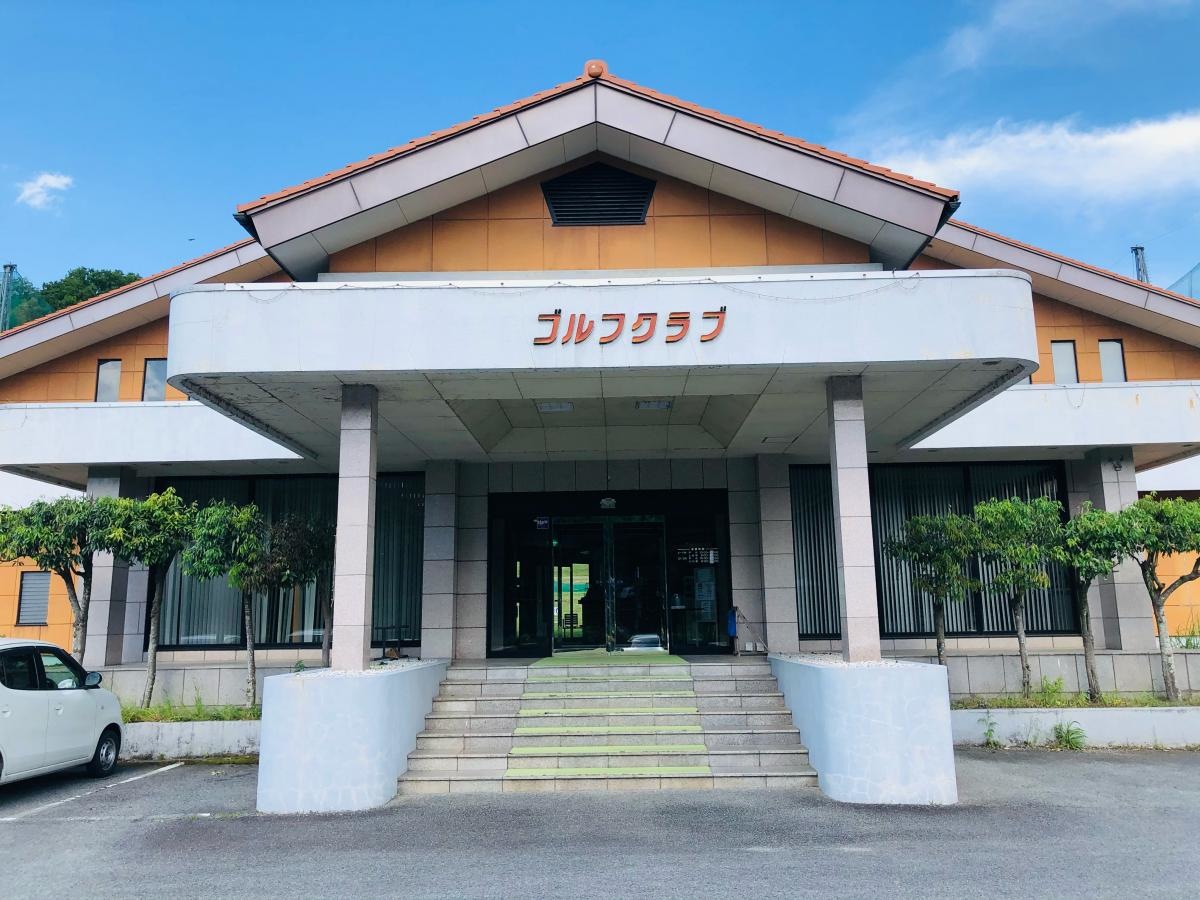 南紀ゴルフの施設外観