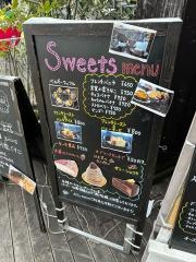 ＲＥＡＬ・ＤＩＮＩＮＧ・ＣＡＦＥ