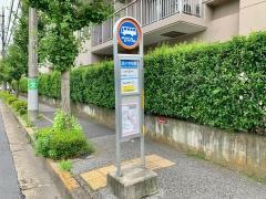 「花保小学校南」バス停留所