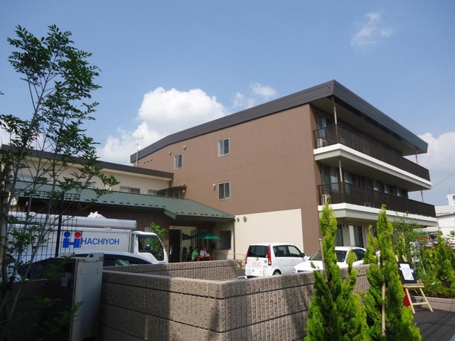 はる有料老人ホーム 建物全景