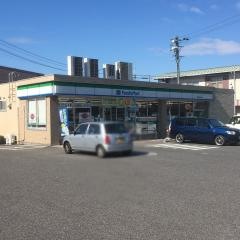 ファミリーマート　豊山中之町店