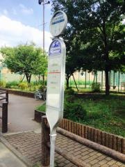 「白梅学園前」バス停留所
