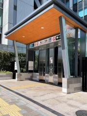 青山一丁目駅