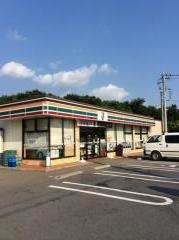 セブンイレブン　谷田部インター店