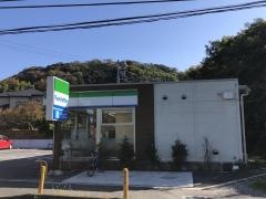 ファミリーマート　葉山町店