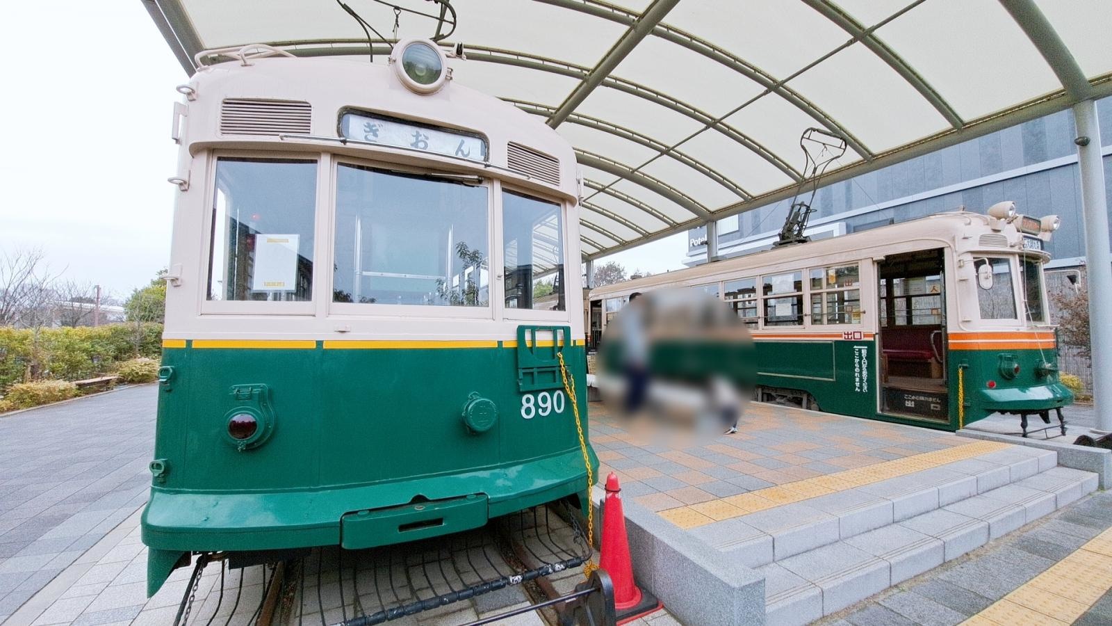 自由に出入りできる電車