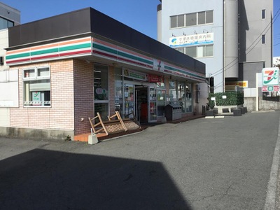 マーケットピア セブンイレブン 厚木愛甲石田駅前店 厚木市愛甲