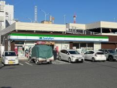 ファミリーマート　熱田桜田町店