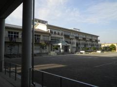 高富小学校