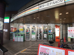 ファミリーマート　原ターミナル店