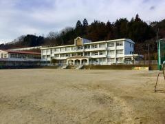 初狩小学校