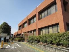 名古屋市名東図書館