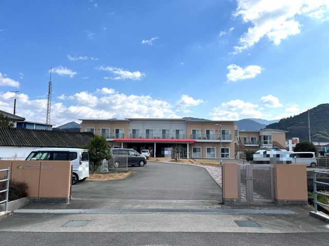 西条市道前荘 施設外観