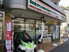 セブンイレブン　湖北台店