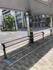 「新越谷駅東口」バス停留所