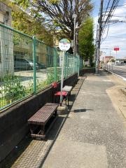 「高木第二小学校」バス停留所