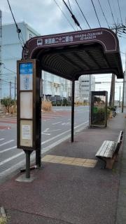 「東扇島二十二番地」バス停留所