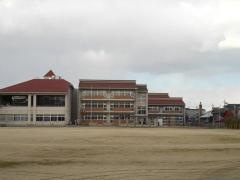 御所小学校