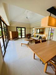 ＴＨＥ　ＵＺＡ　ＴＥＲＲＡＣＥ　ＢＥＡＣＨ　ＣＬＵＢ　ＶＩＬＬＡＳ