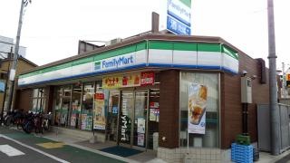 ファミリーマート　羽衣駅西店