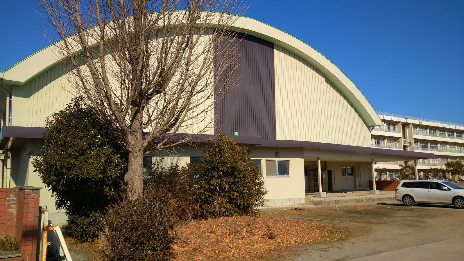 蛇田中学校