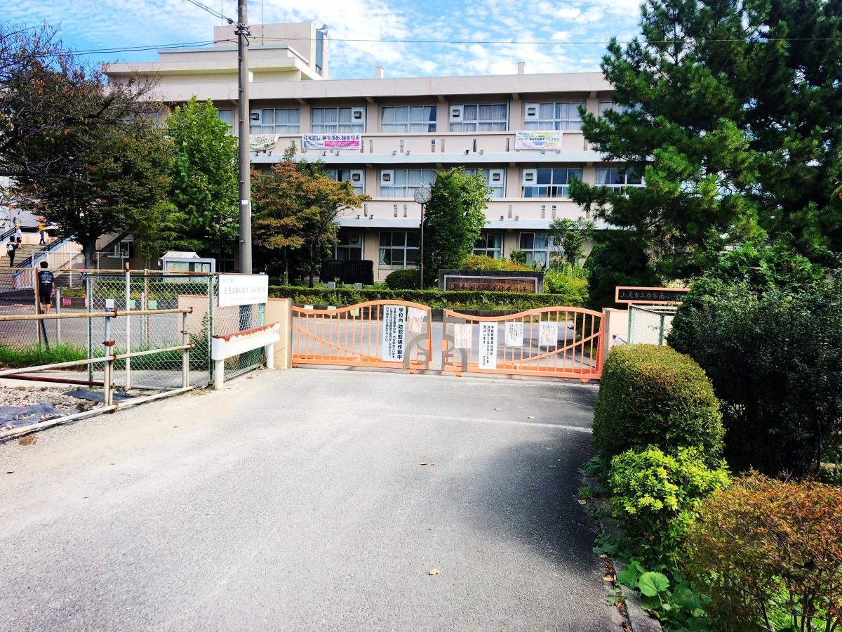 原市南小学校