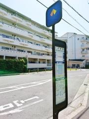 「木戸東町」バス停留所
