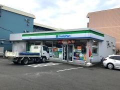 ファミリーマート　一色新町店