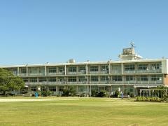 開治小学校