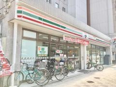 セブンイレブン　神戸西上橘通1丁目店