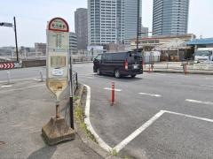 「新川崎駅」バス停留所