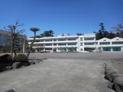 白川小学校