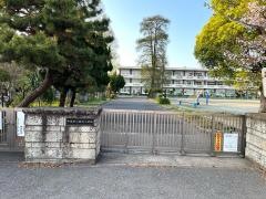 鶴沢小学校