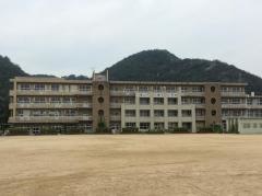 蔵王小学校