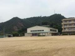 蔵王小学校