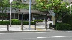 「美浜東団地」バス停留所