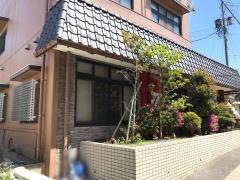 やまに