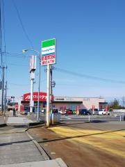 ファミリーマート　つばめ白山町店