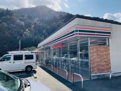 セブンイレブン 津野町葉山店