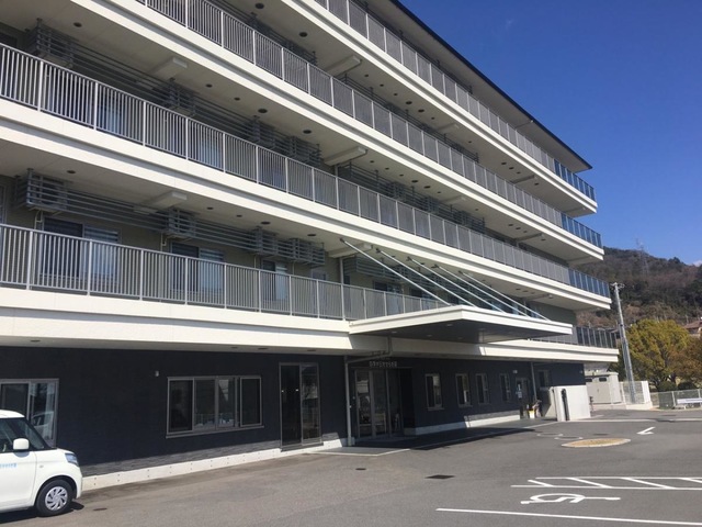 特別養護老人ホーム四季が丘せせらぎ園
