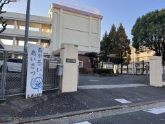 広徳小学校