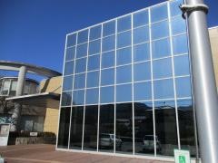 津久見市民図書館