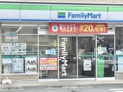 ファミリーマート　長泉鮎壺北店