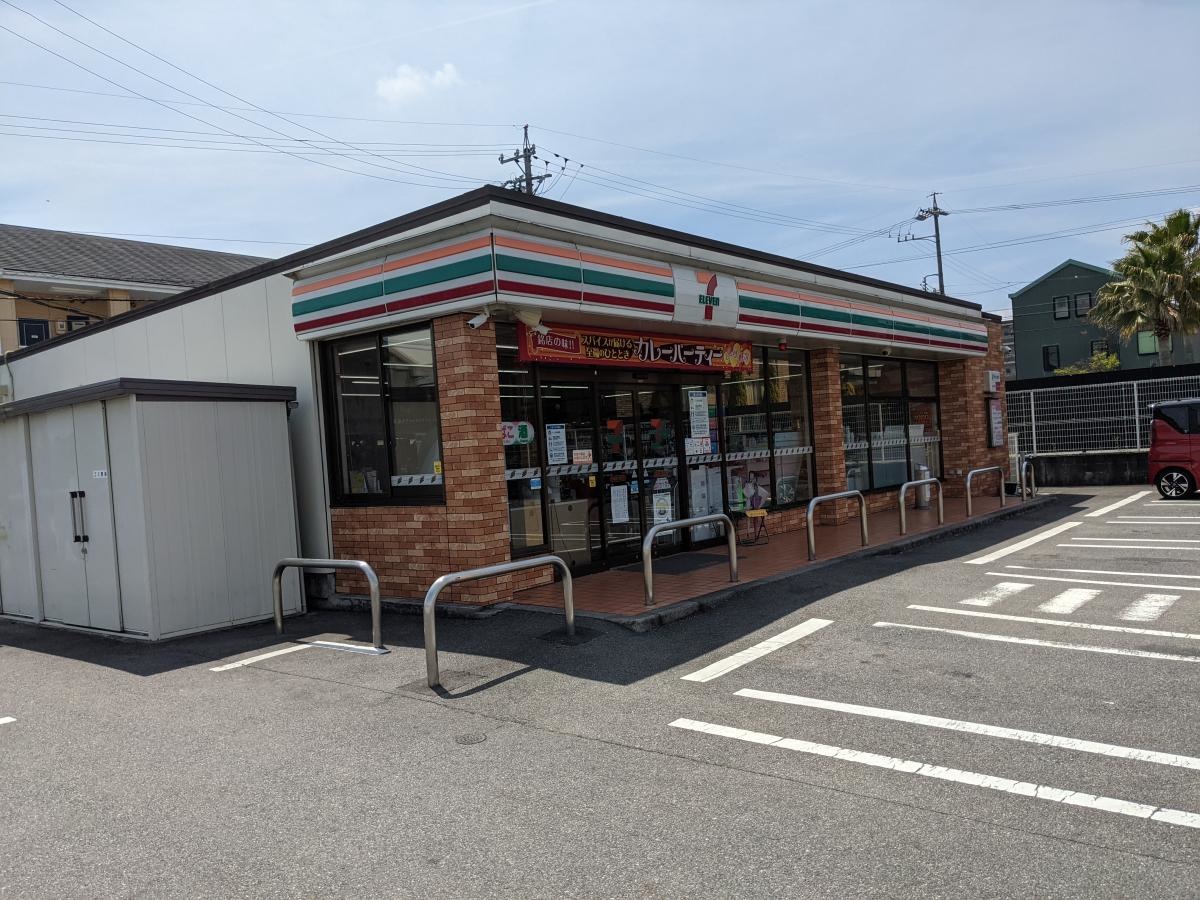 セブンイレブン岡崎蓑川