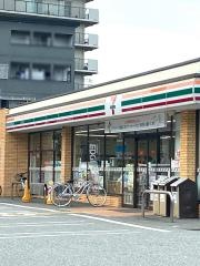 セブンイレブン　宝塚小浜2丁目店