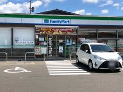ファミリーマート　唐津鏡店