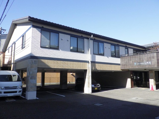 介護老人保健施設　花咲き庵 建物全景