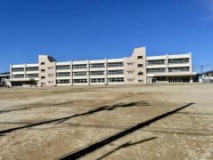 修成小学校