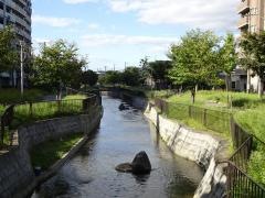 長瀬川緑地