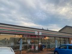 セブンイレブン　高浜吉浜駅南店